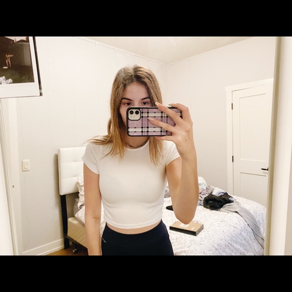 Ribbed White Top - Picture 1 of 3